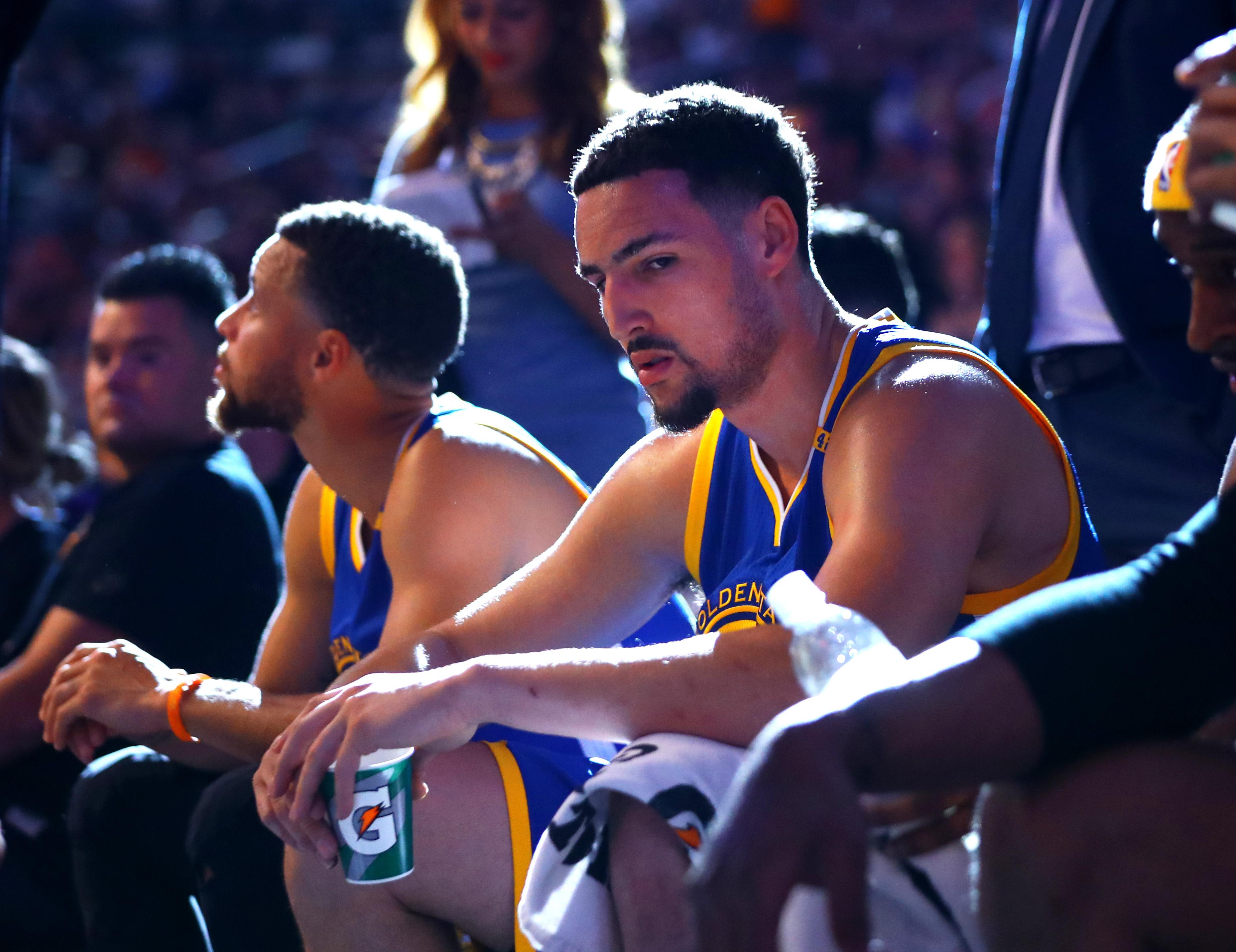 场景偶发轻 场景偶发轻