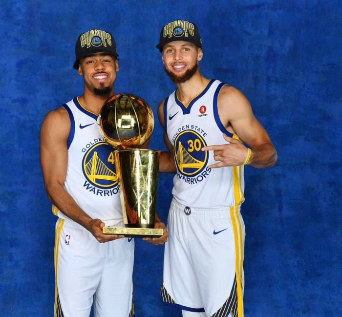 当前主流思 当前主流思