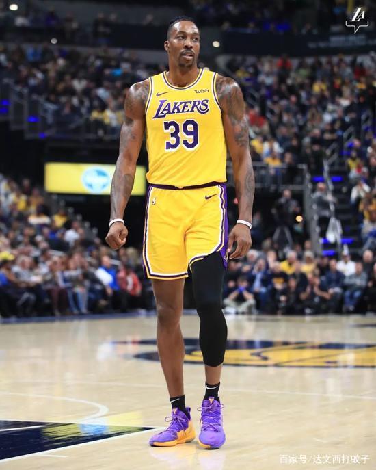 前场抢断 前场抢断